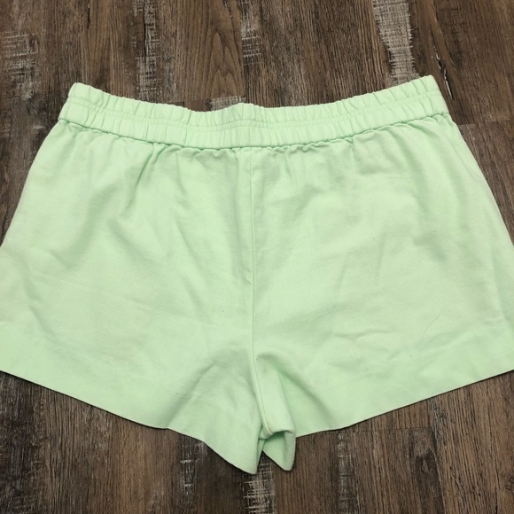 JCrew Factory 10 green pull-on short with pockets - Picture 2 of 4